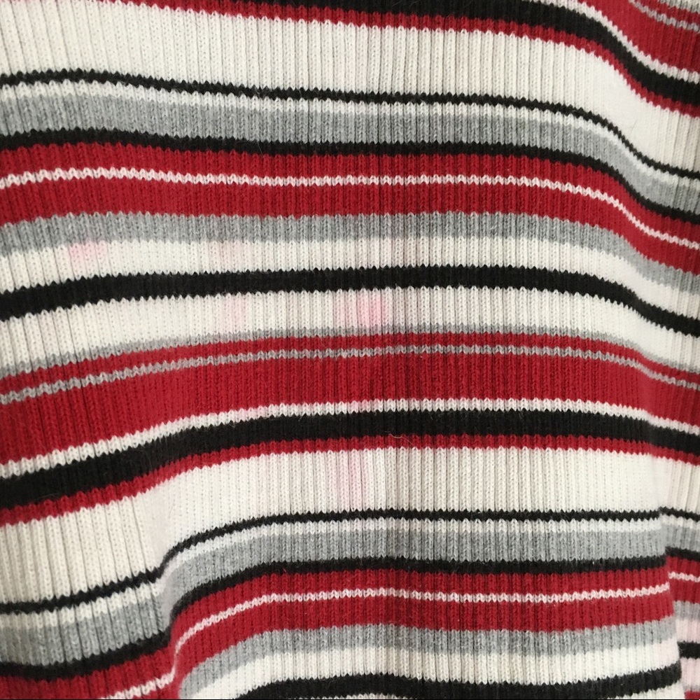♦️ Striped Turtleneck with Buttoned Collar - Picture 5 of 5